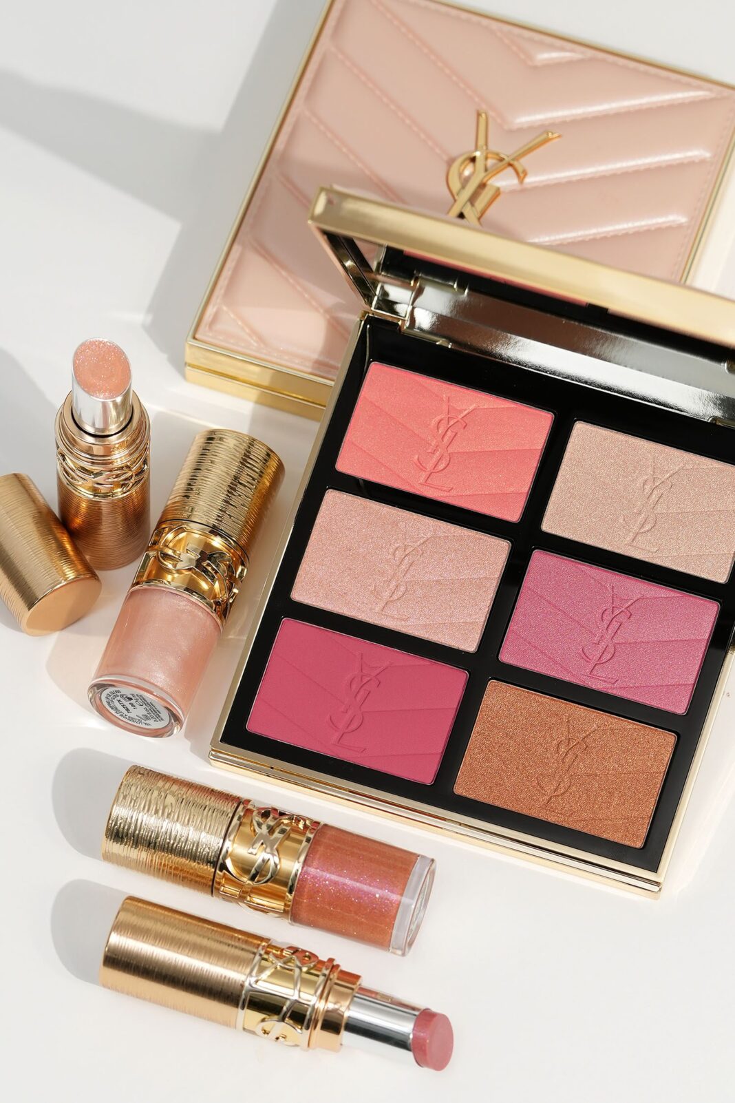 YSL-Beauty-Holiday-2025-The-Beauty-Look-Book.jpg