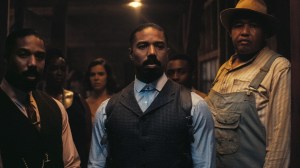 SINNERS, from left: Michael B. Jordan as Smoke, Wunmi Mosaku, Hailee Steinfeld, Michael B. Jordan as Stack, Miles Caton, Omar Benson Miller, 2025. © Warner Bros. / courtesy Everett Collection